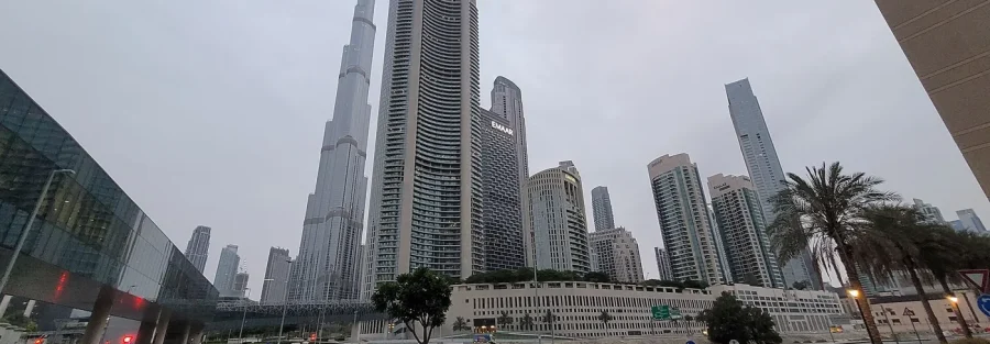 Foreign ownership in the UAE: Downtown Dubai street with the Burj Khalifa and surrounding towers