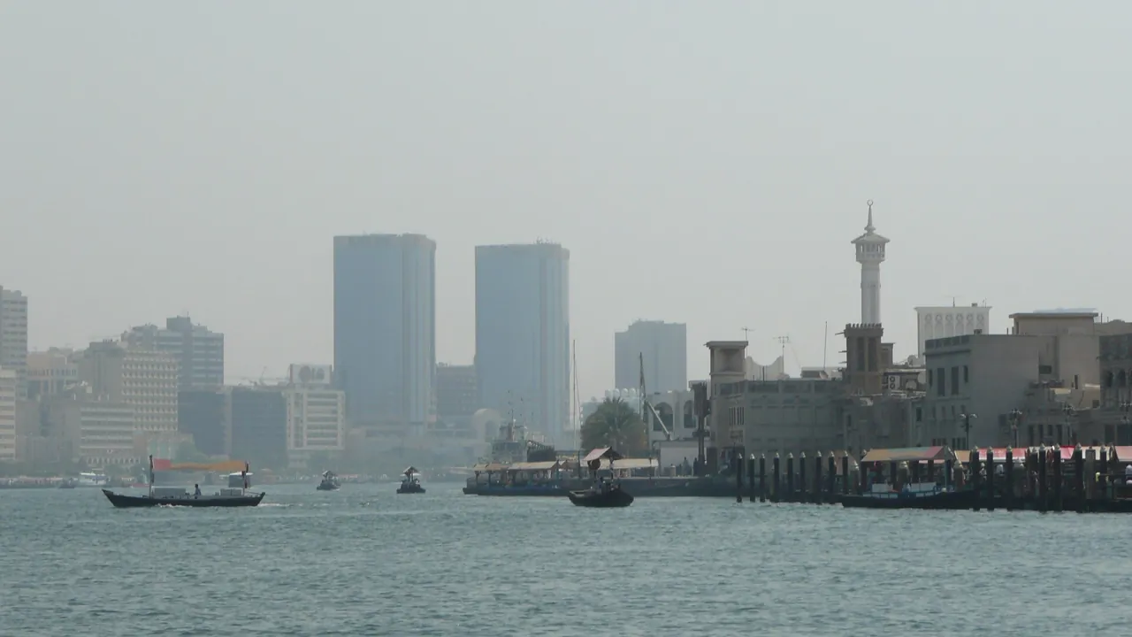 UAE trade licence renewal: Dubai Creek and Deira commercial waterfront